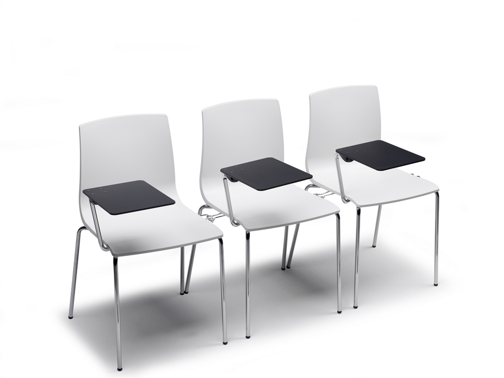 alice-4-legs-se-stolkem