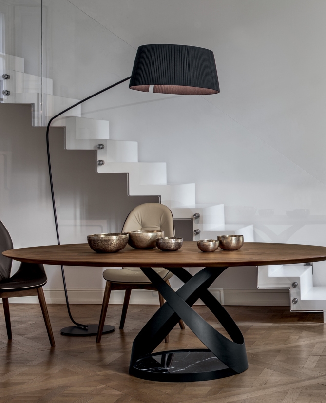 samostatne-stojici-stolni-ci-stropni-lampa-rivalto